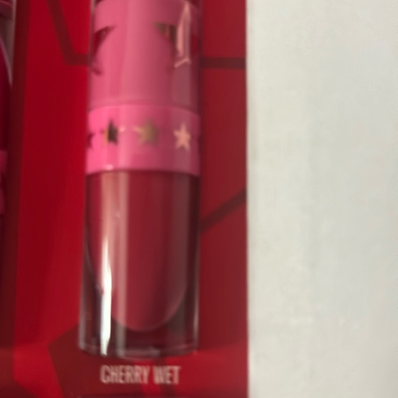 Jeffree star Velour Liquid Lipstick CHERRY WET - Picture 2 of 4